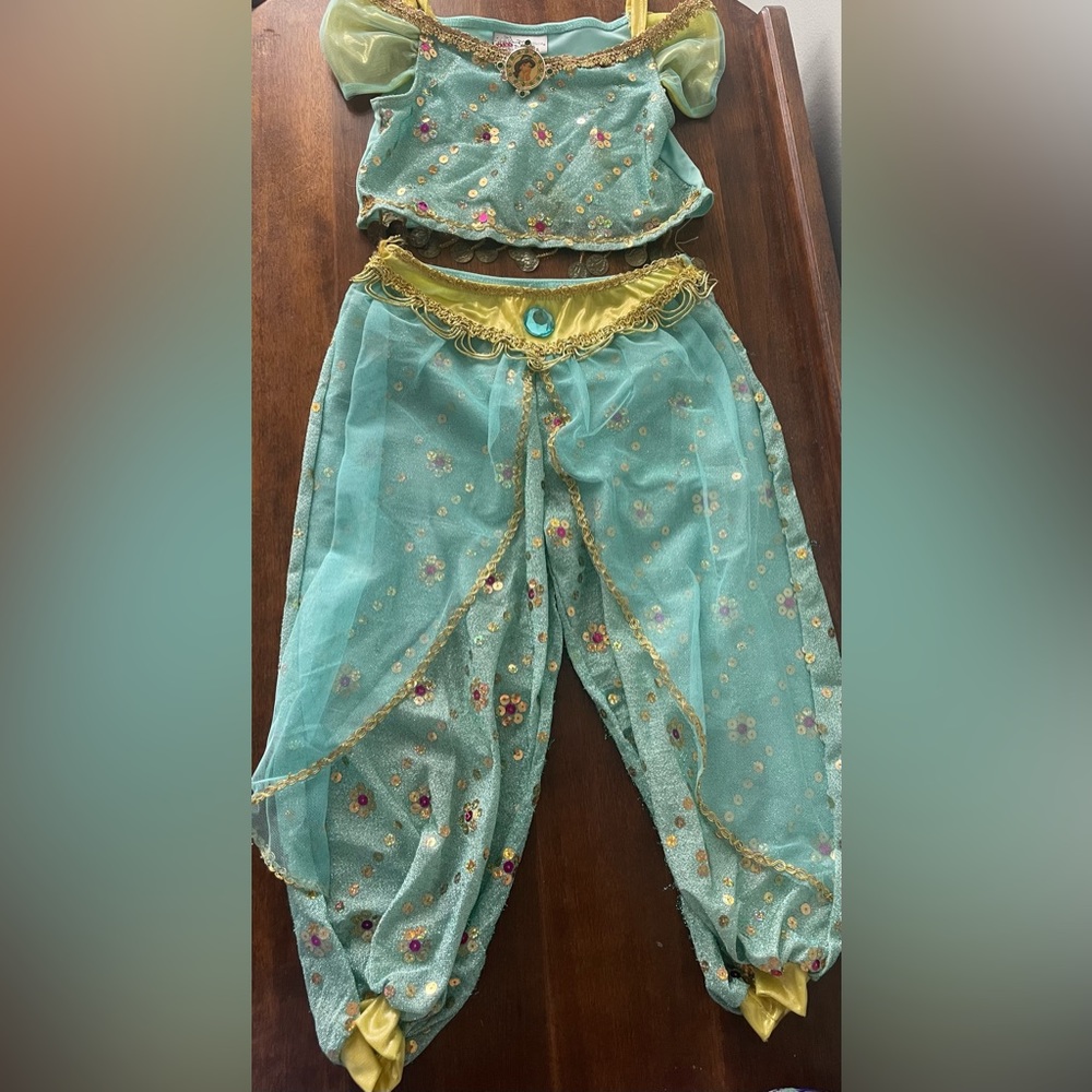 Size 4/5 Jasmine Costume Disney Store.